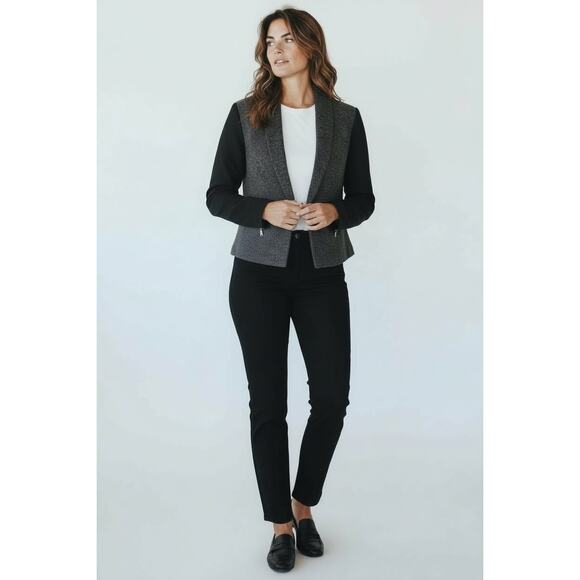 Ann Taylor Women’s Petite Wool Cropped Fitted Blazer Gray 0P Business Casual - Picture 2 of 7